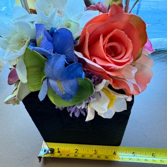 NWOT Moo Roo Floral Statement Bag - Picture 6 of 8